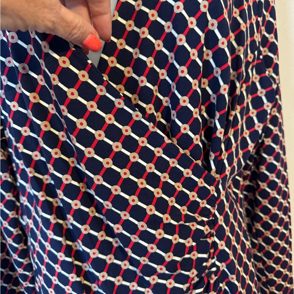 Talbots Geometric Print Long Sleeve Top  Office/Career    XLARGE   #3 - Picture 3 of 9